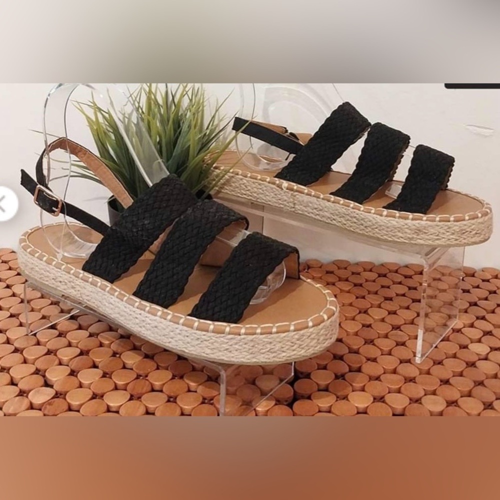 Qupid 6.5 Black Braided Espadrille Sandals